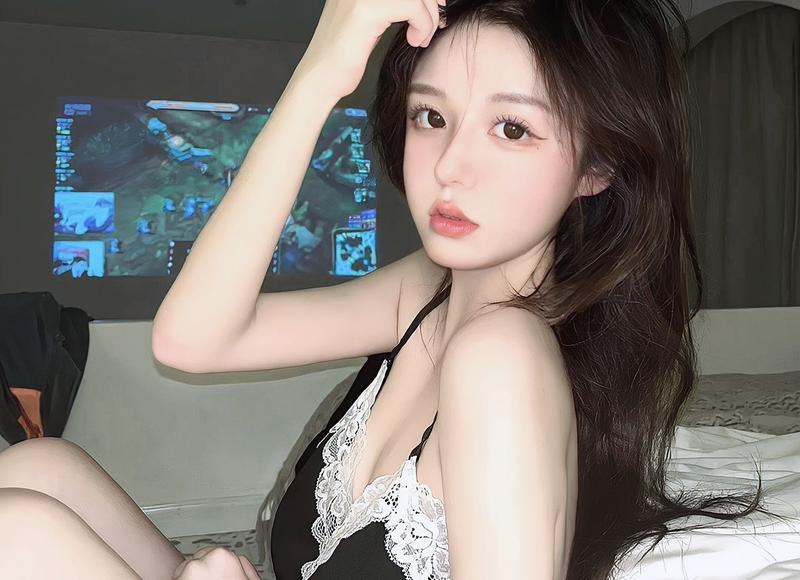 女孩让你买东西的暗示有哪些？是喜欢我吗